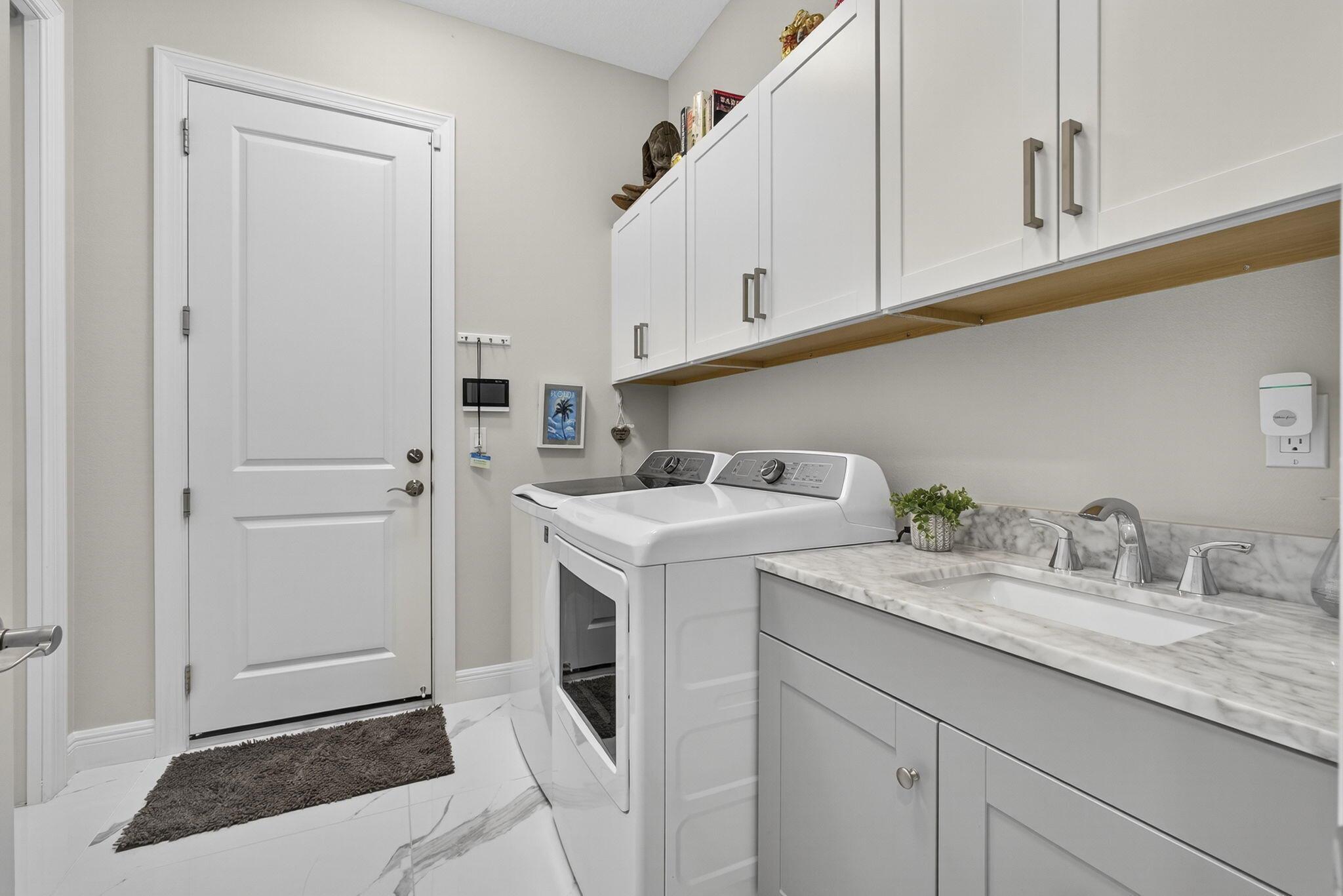 CRESSWIND PALM BEACH - Residential