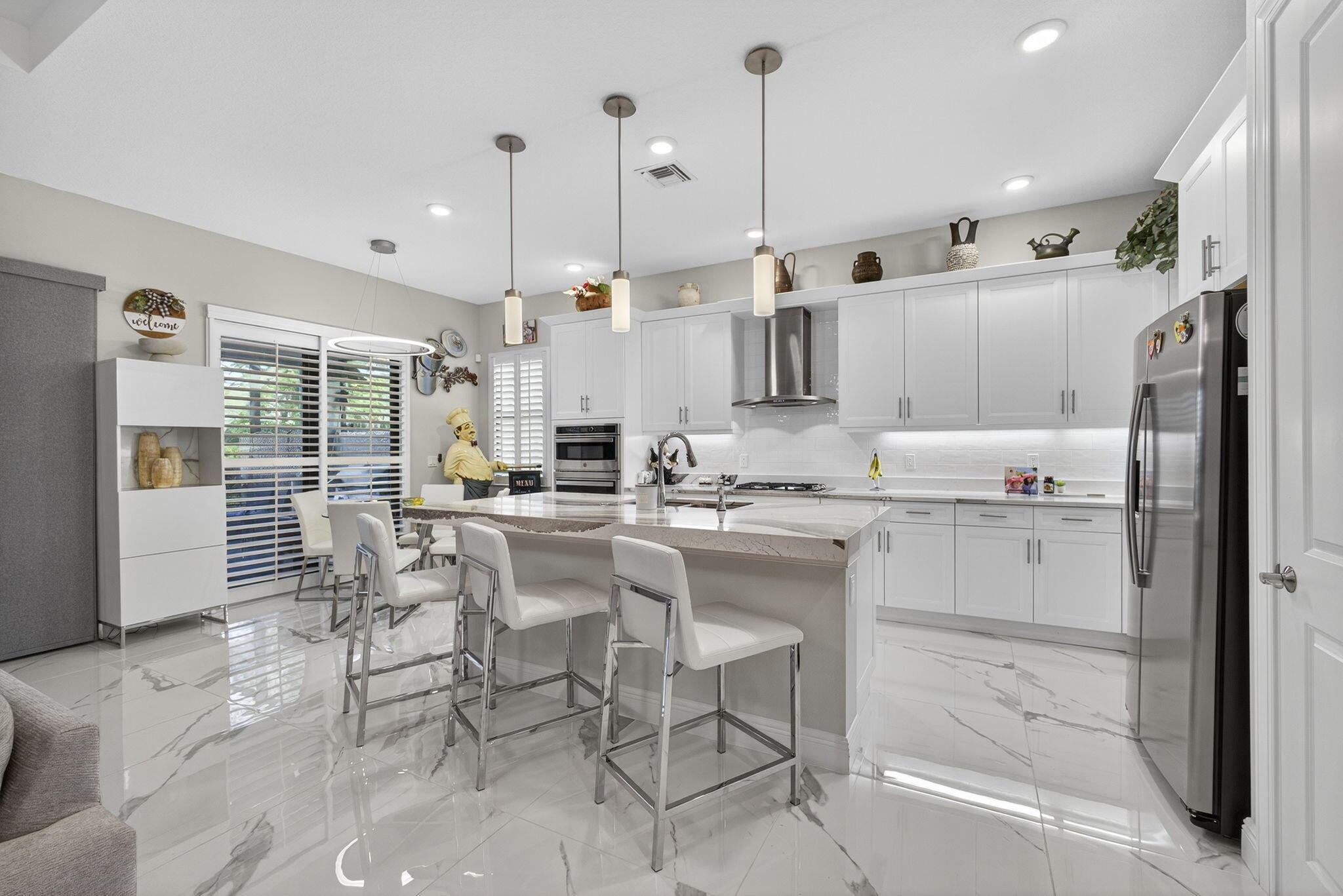 CRESSWIND PALM BEACH - Residential