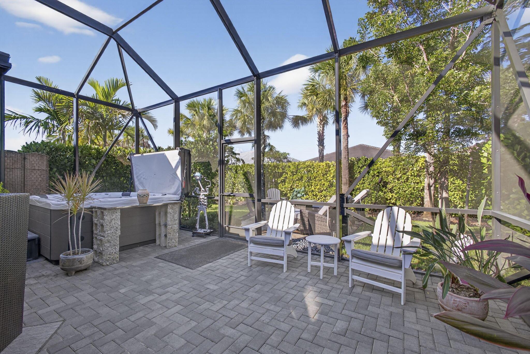 5565 Sanibel Lane