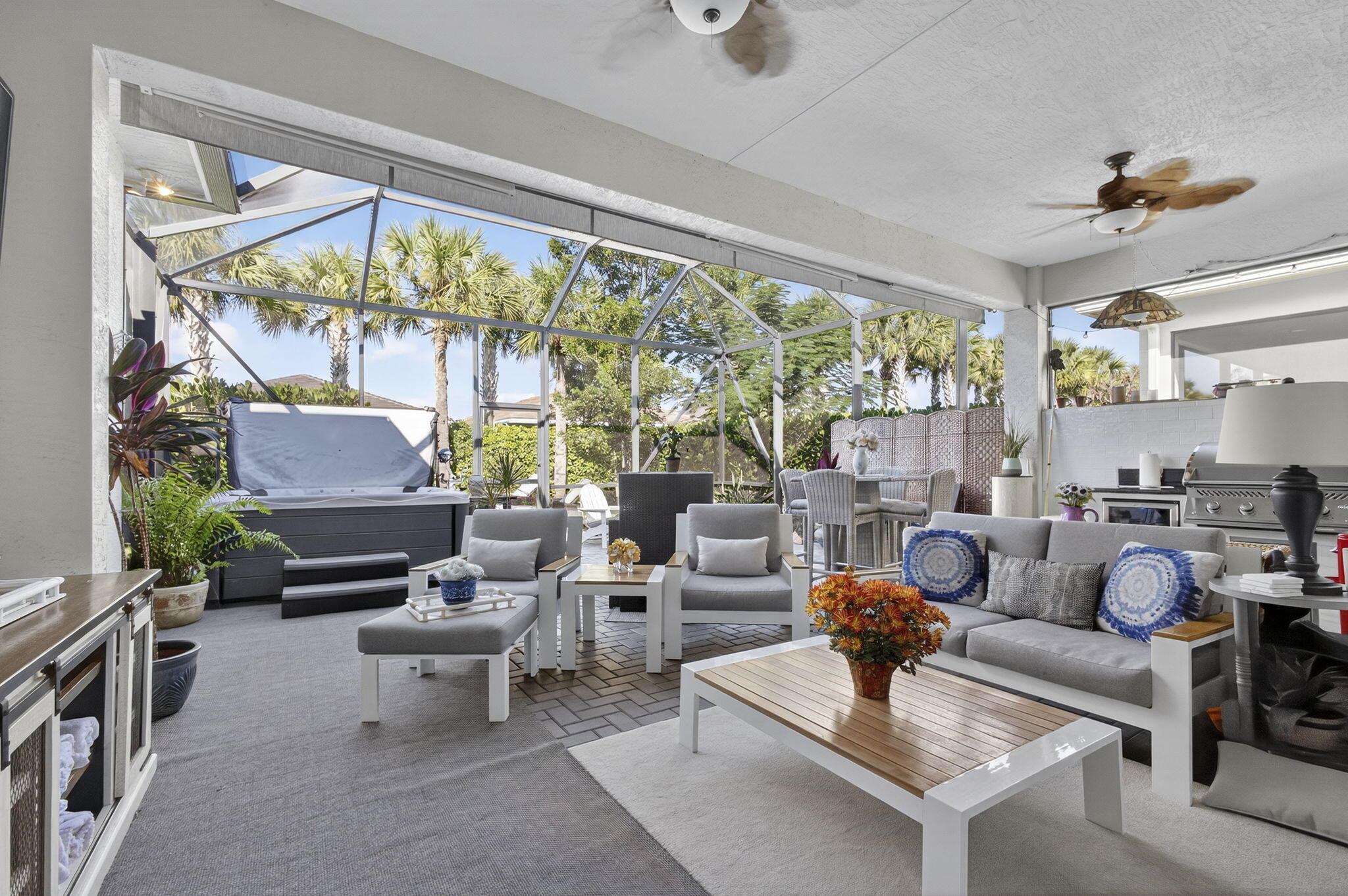 CRESSWIND PALM BEACH - Residential