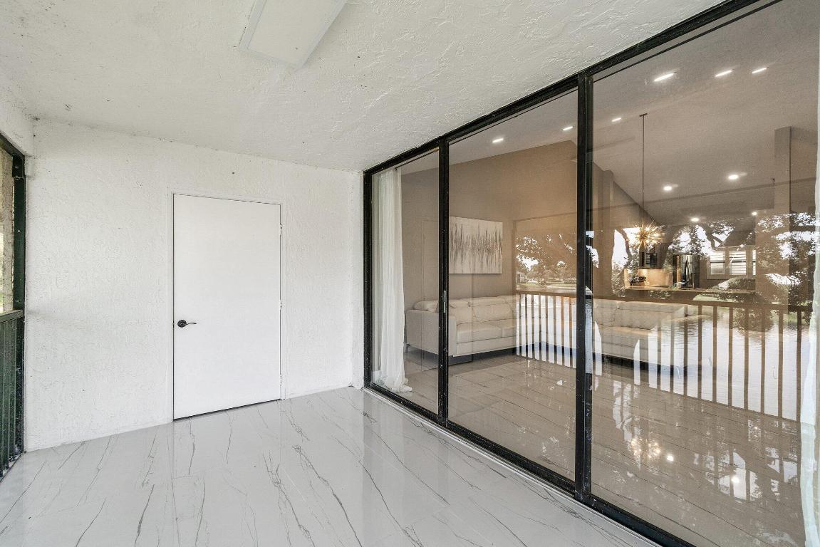 BRIARWOOD - Residential