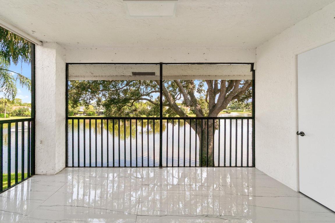 BRIARWOOD - Residential