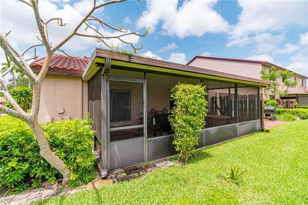 Photo of 3427 W Inverrary Blvd Boulevard W, Lauderhill, FL 33319 (MLS # B26000089)