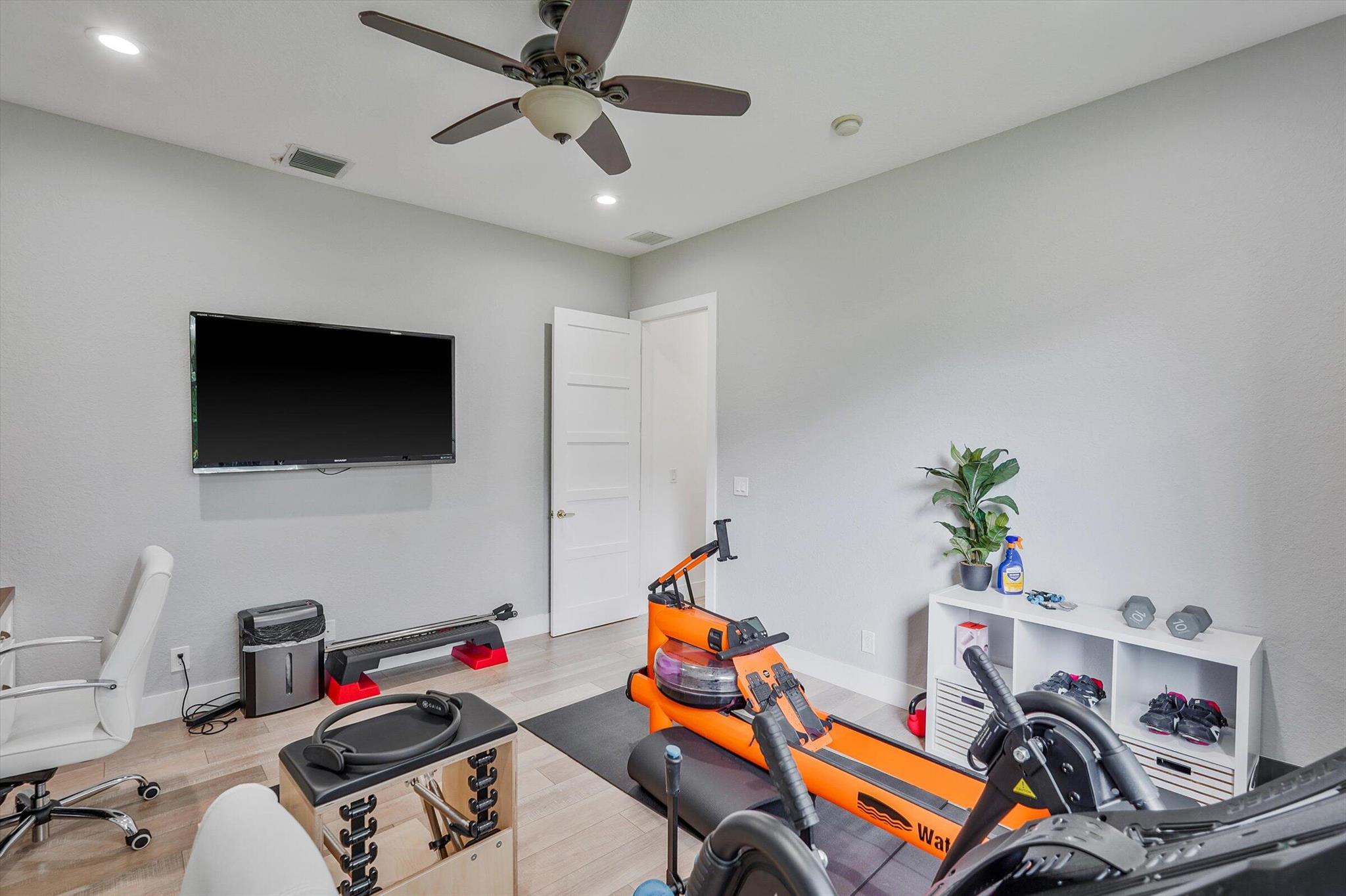 Windsor Bay Estates - Residential Lease