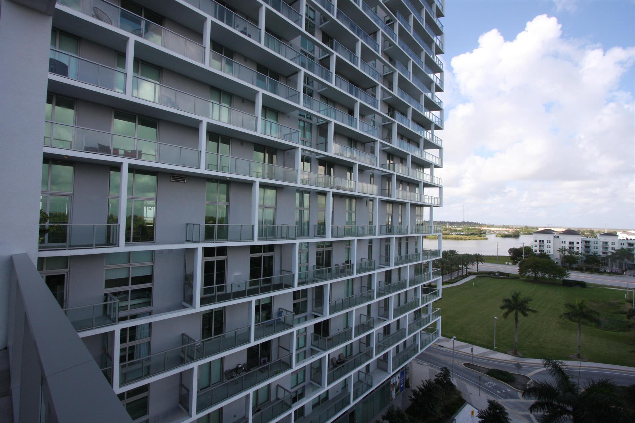 Metropica One - Residential