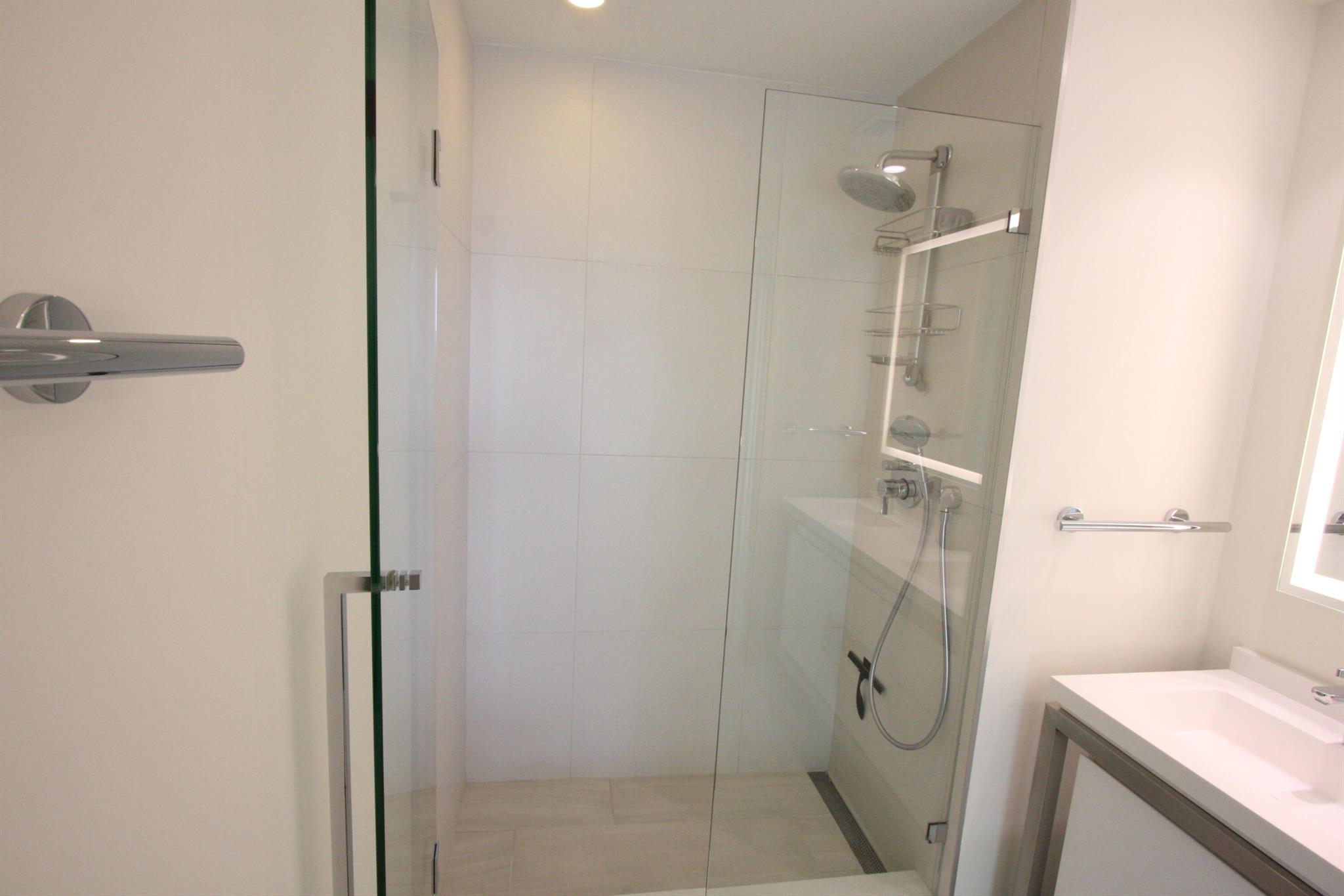 Metropica One - Residential