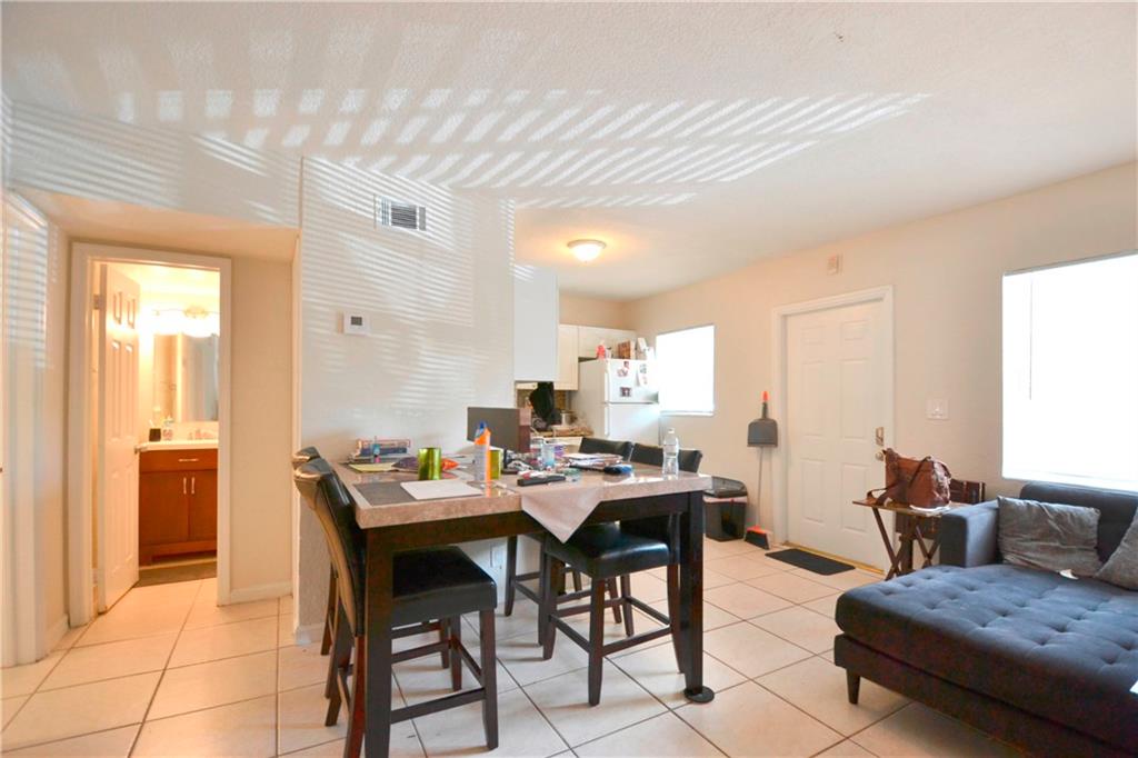 WILTON COMMONS - Residential