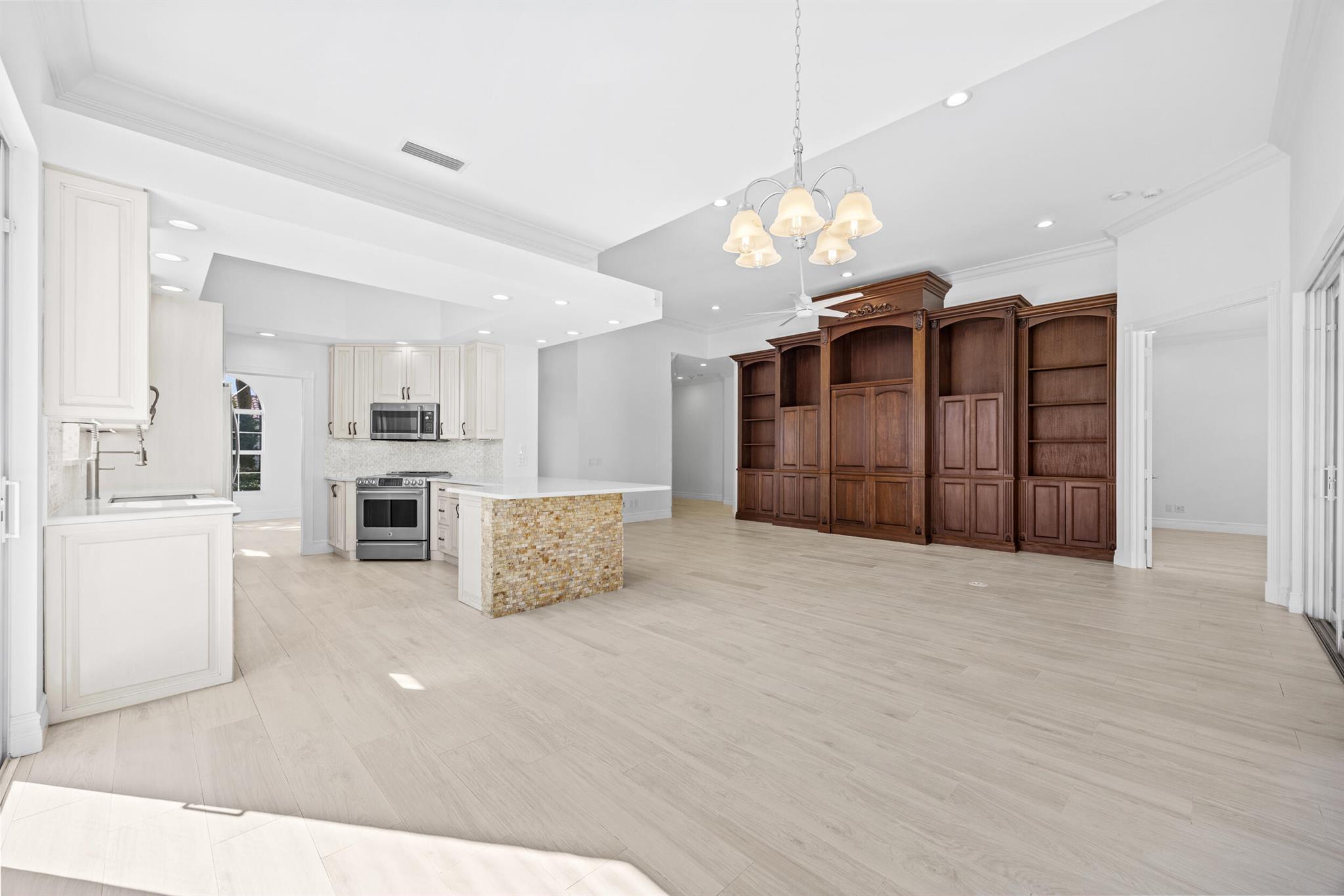 Isles at Palm Beach Garde - Residential