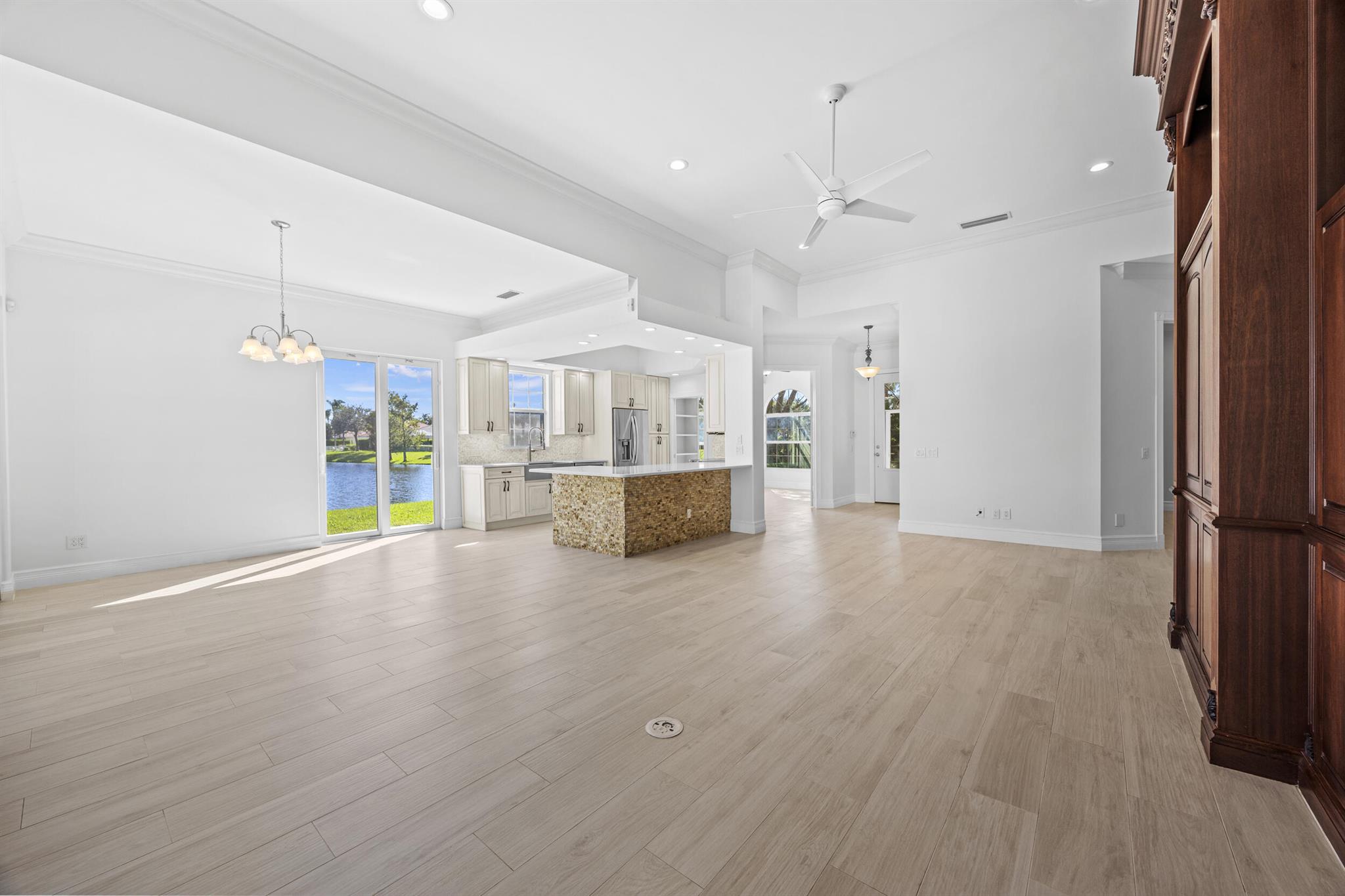 Isles at Palm Beach Garde - Residential