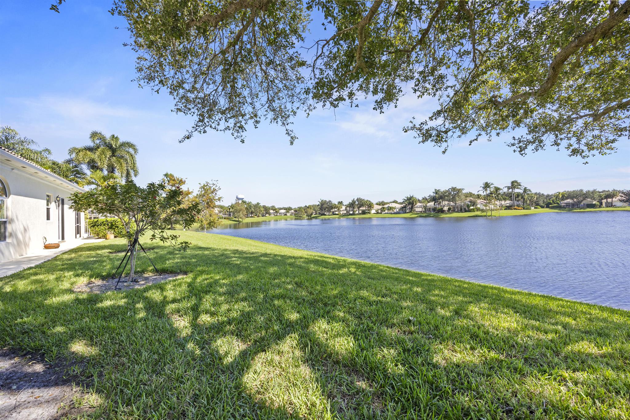 Isles at Palm Beach Garde - Residential