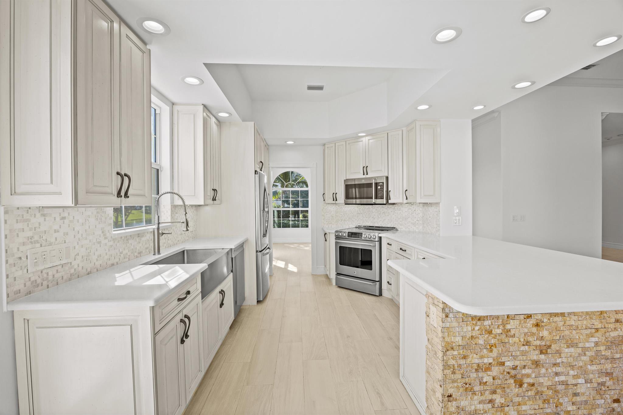 Isles at Palm Beach Garde - Residential