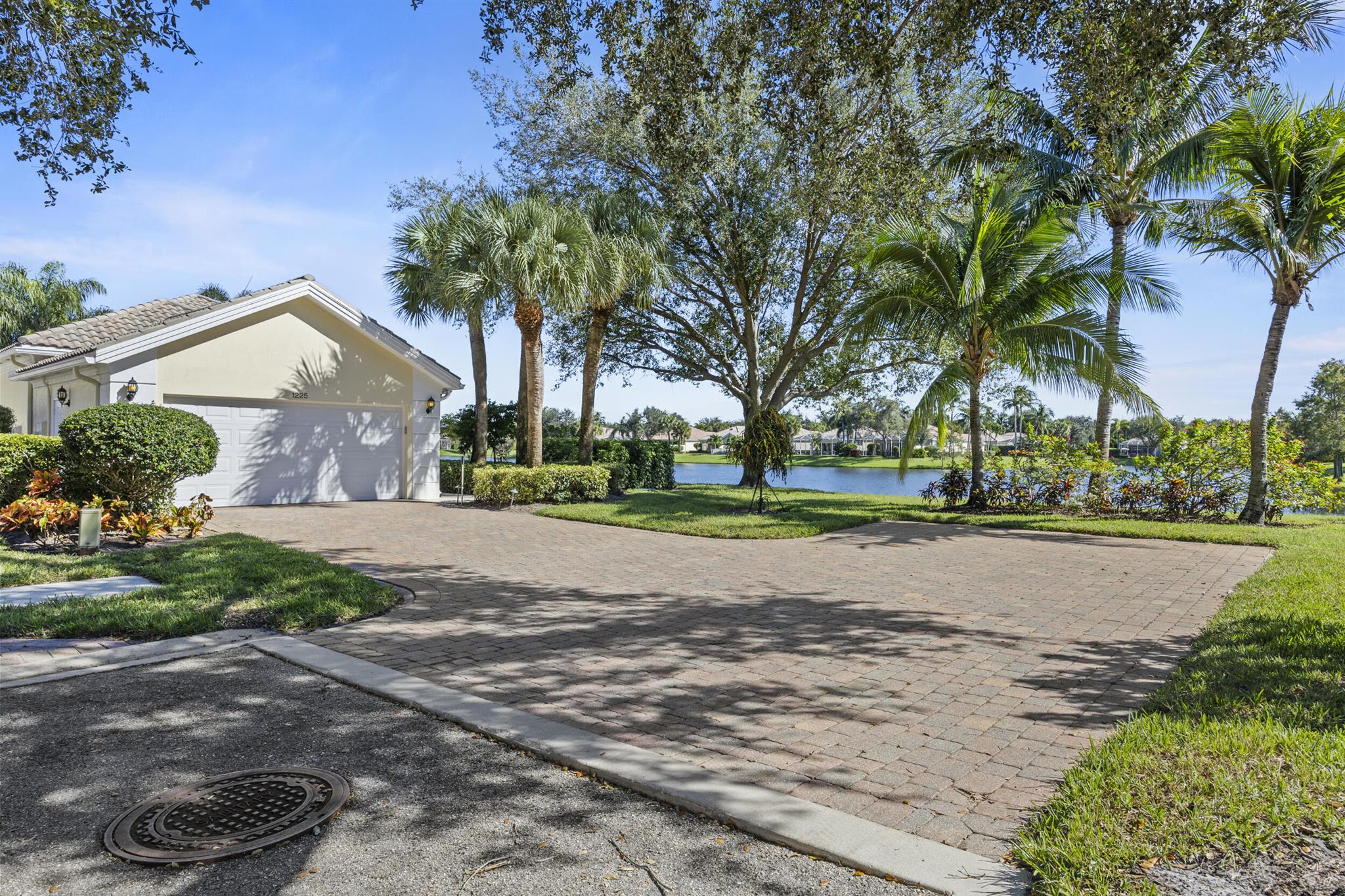 Isles at Palm Beach Garde - Residential