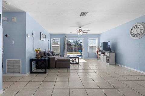 A home in Port St Lucie