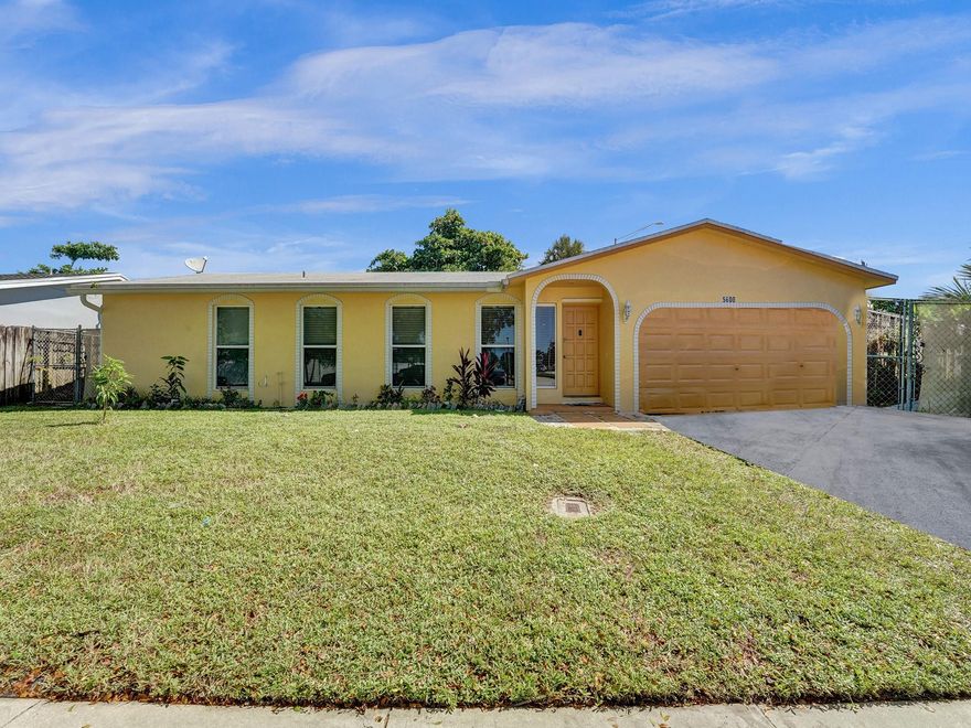 This well maintained and spacious single family pool home awaits you and your family. This property boasts its unique split floor plan layout, which includes a formal living and dining area, family/entertainment room, open concept kitchen with updated cabinetry and waterfall quartz countertop. The breathtaking backyard features a covered porch and its family size pool perfect for entertainment. This property is centrally located and gives you easy access to major highways.