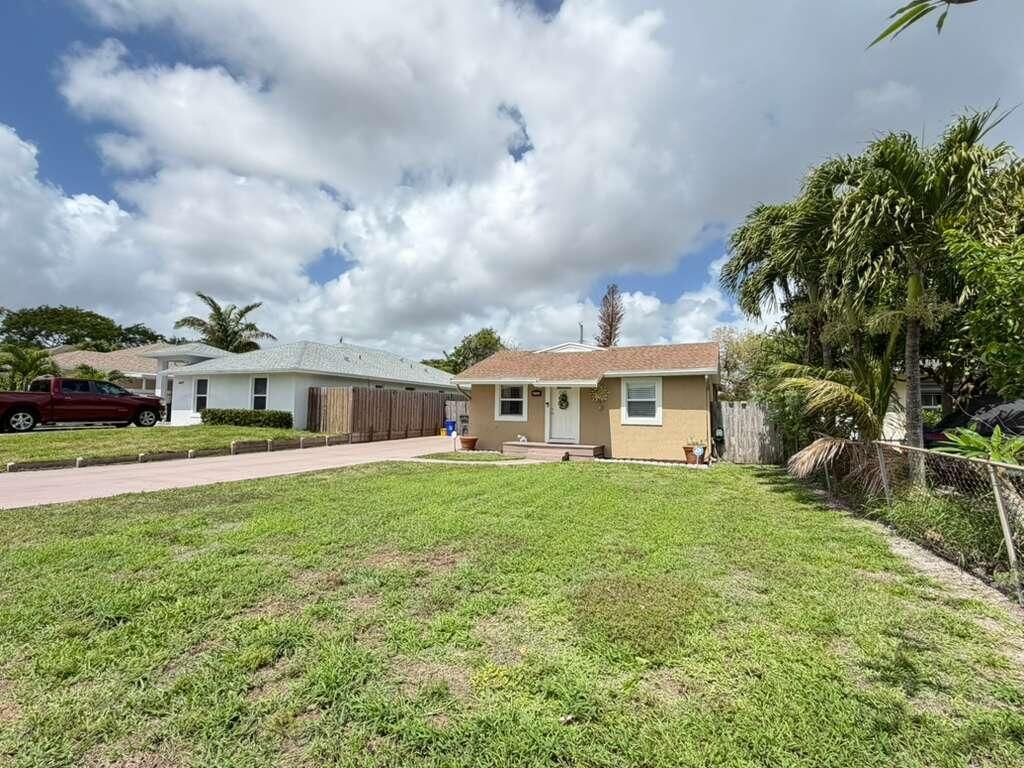 Photo of 4125 Success Street, West Palm Beach, FL 33406 (MLS # B26011038)