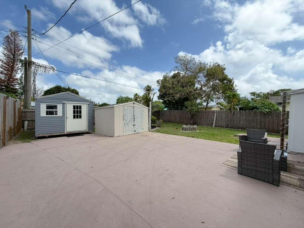 PINE AIR 4 - Residential