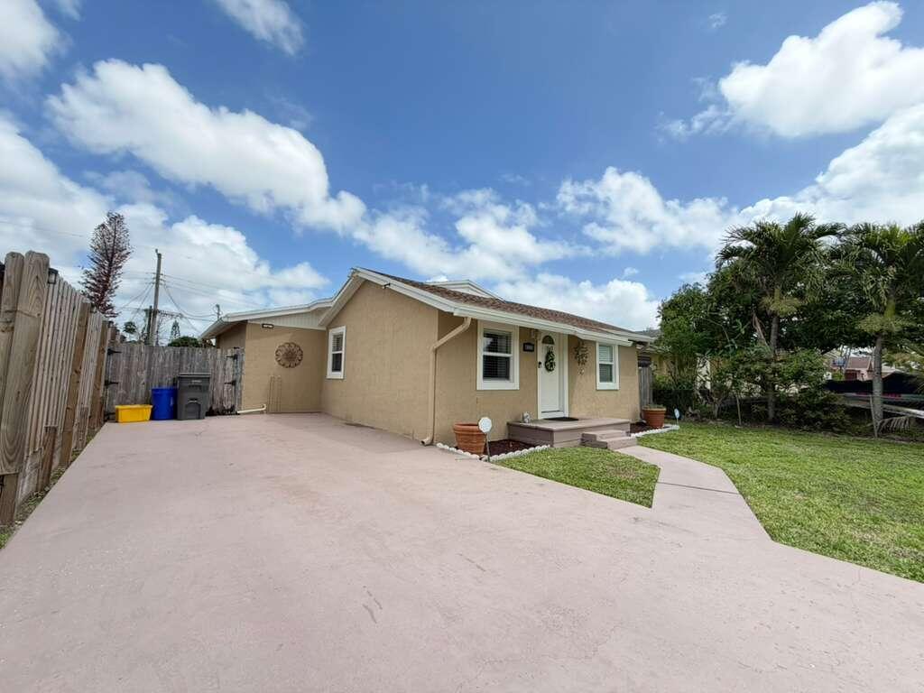 PINE AIR 4 - Residential