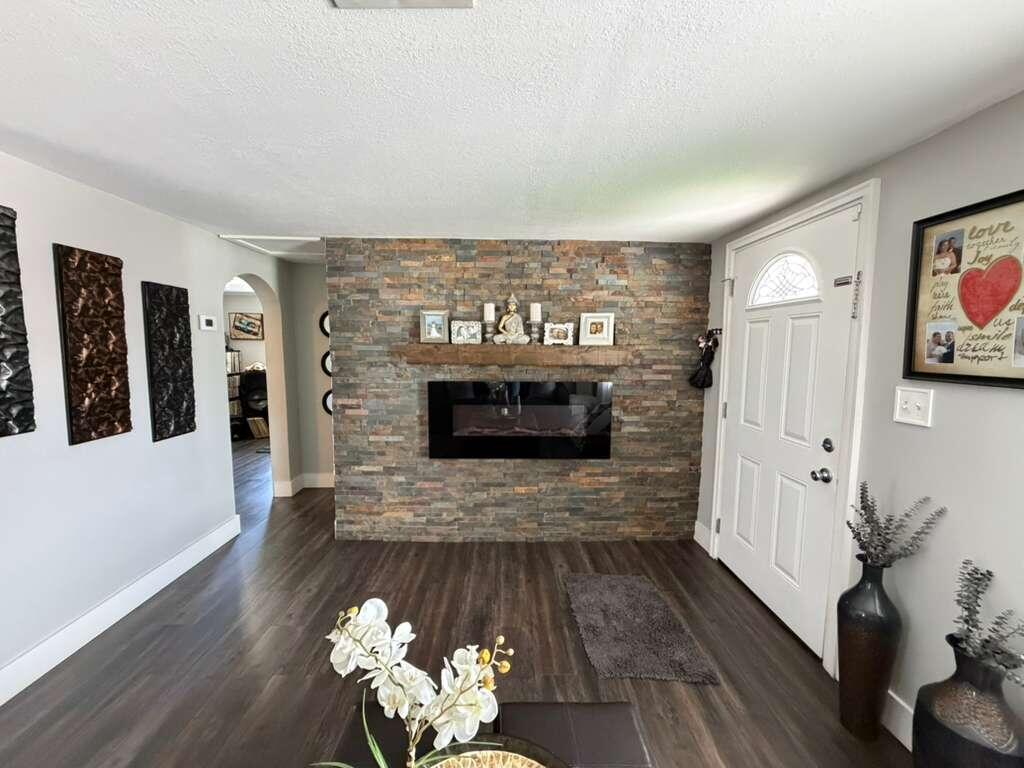 PINE AIR 4 - Residential