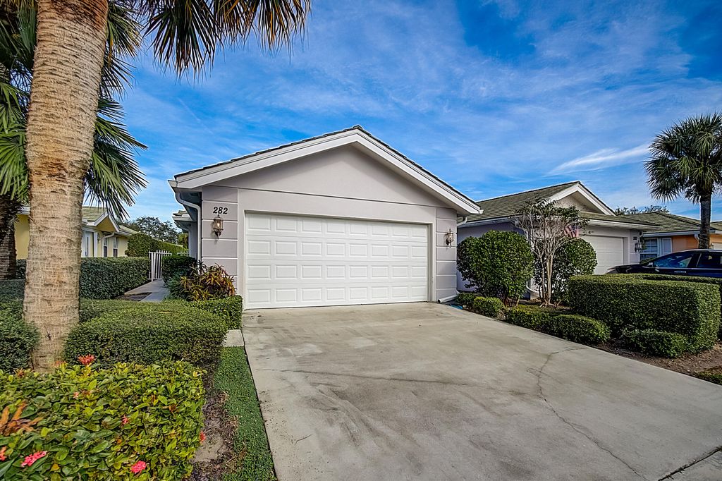 Photo of 282 Brier Circle, Jupiter, FL 33458 (MLS # R10769556)