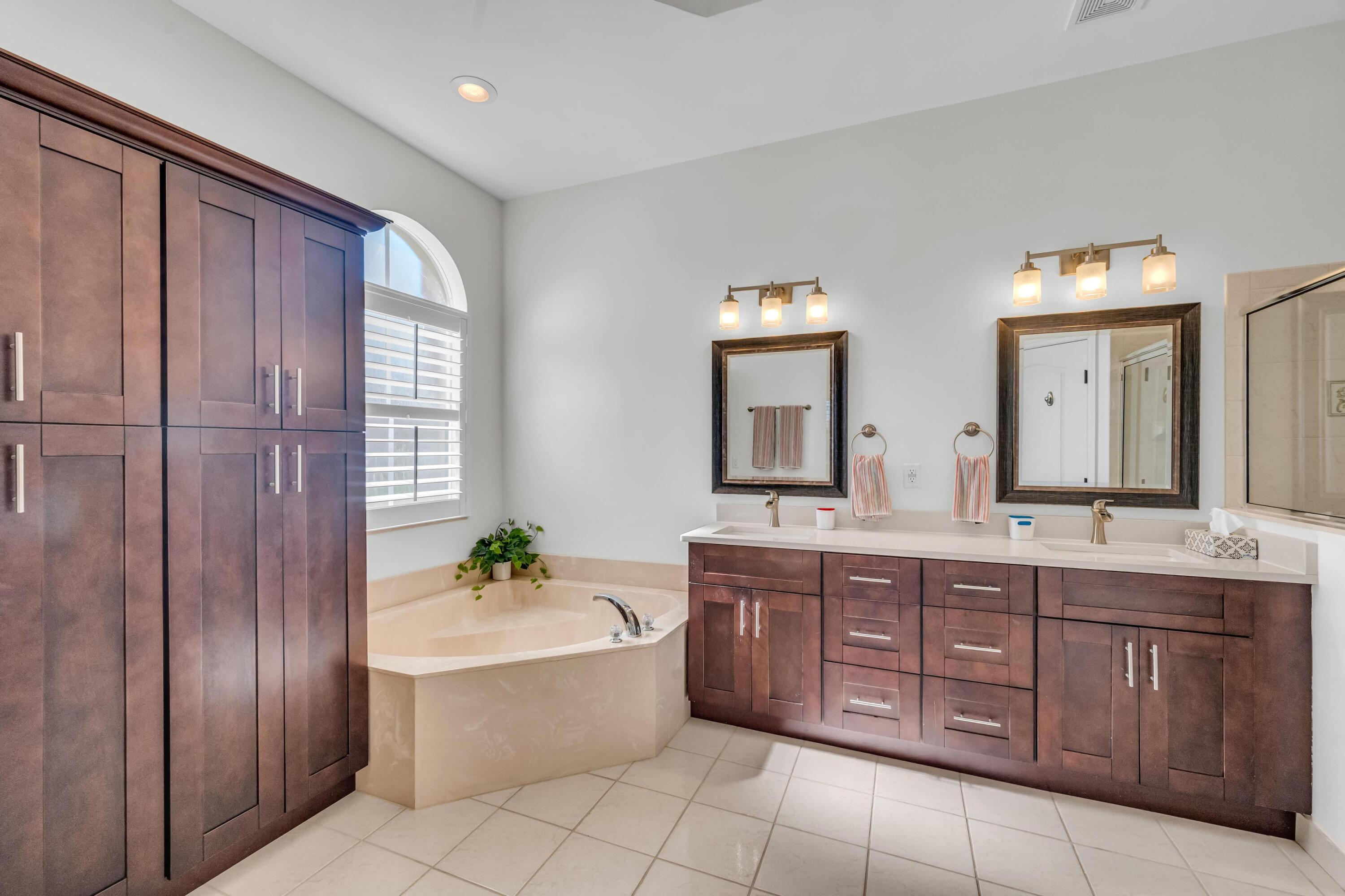 PORTOFINO SHORES PHASE TWO - Residential