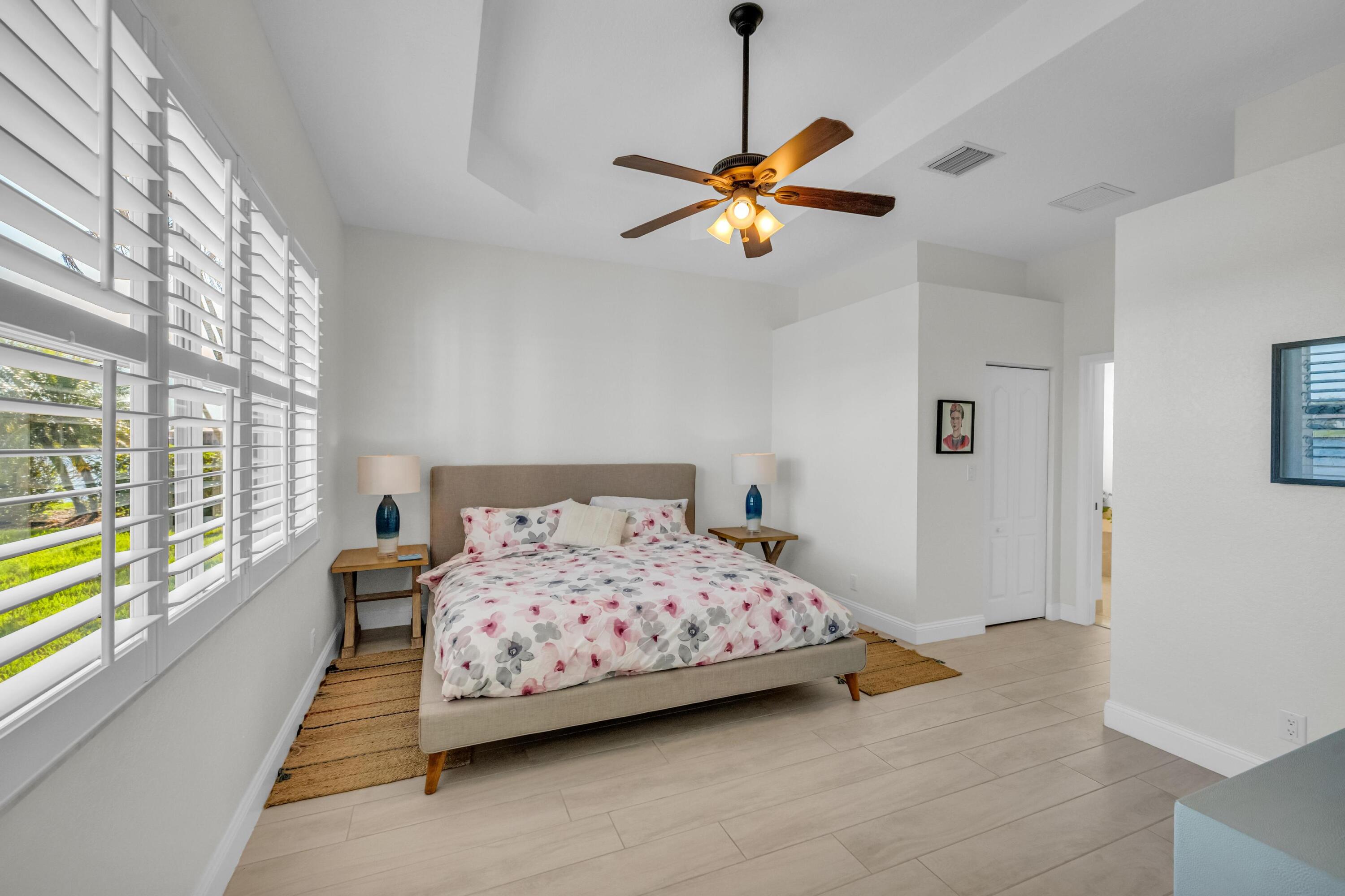 PORTOFINO SHORES PHASE TWO - Residential