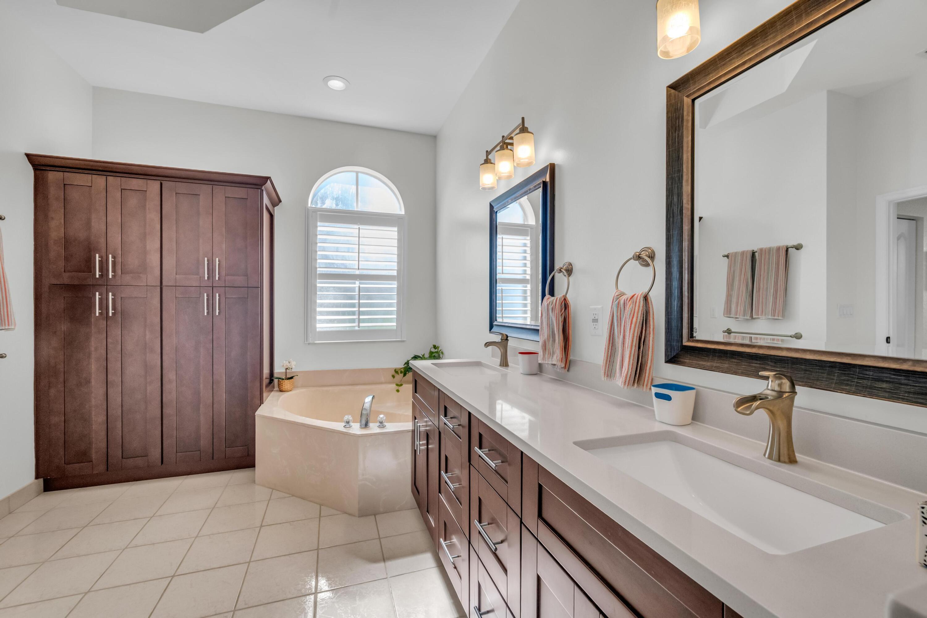 PORTOFINO SHORES PHASE TWO - Residential