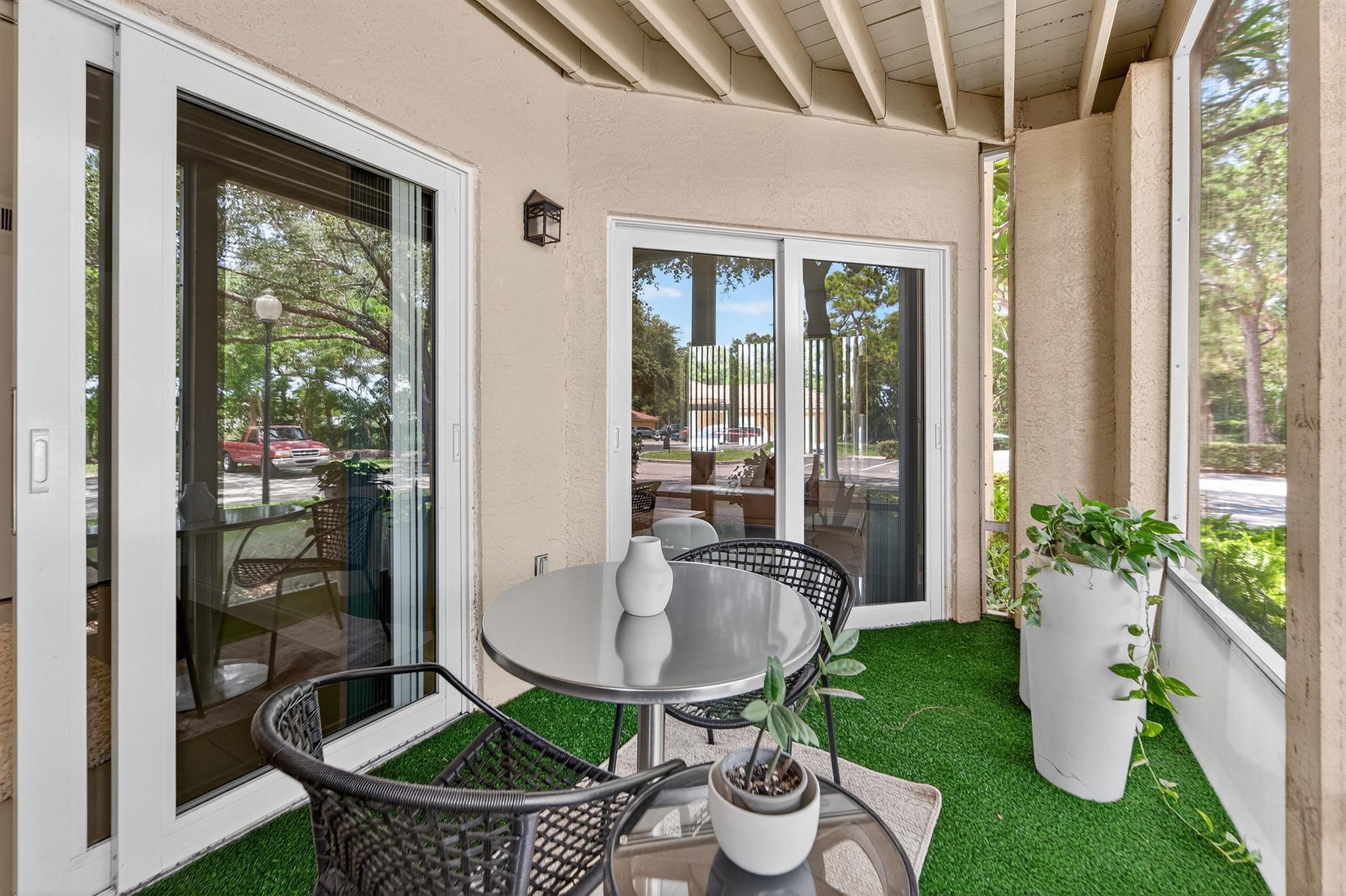 PALM LAKE CONDO - Residential Lease