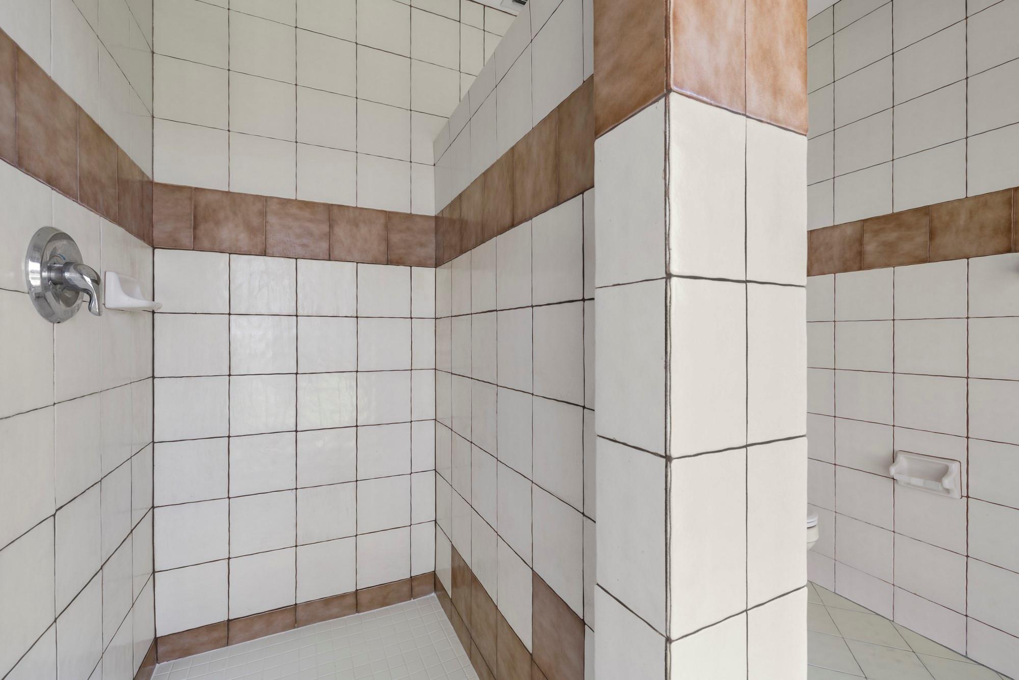 Whippoorwill Lakes - Residential