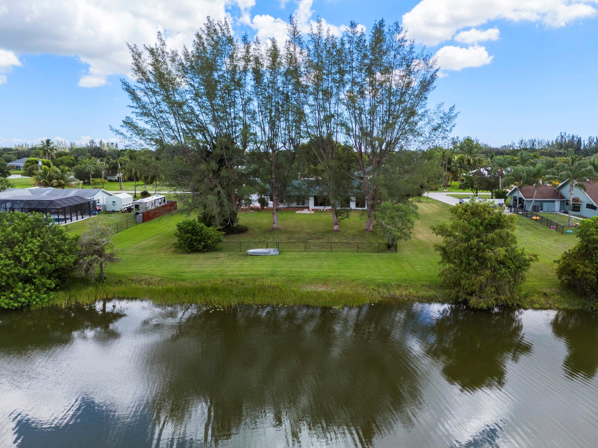 Whippoorwill Lakes - Residential