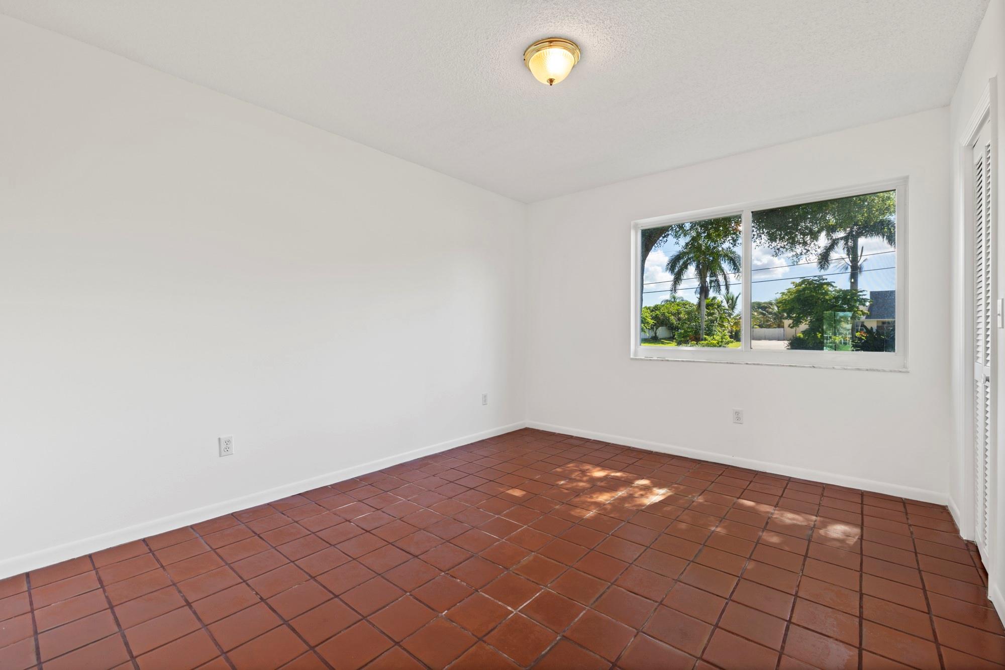 Whippoorwill Lakes - Residential