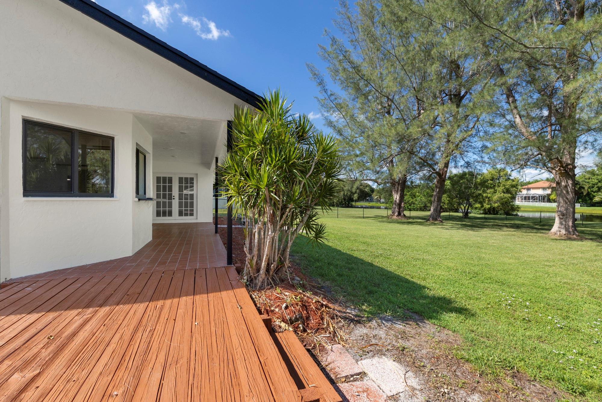 Whippoorwill Lakes - Residential