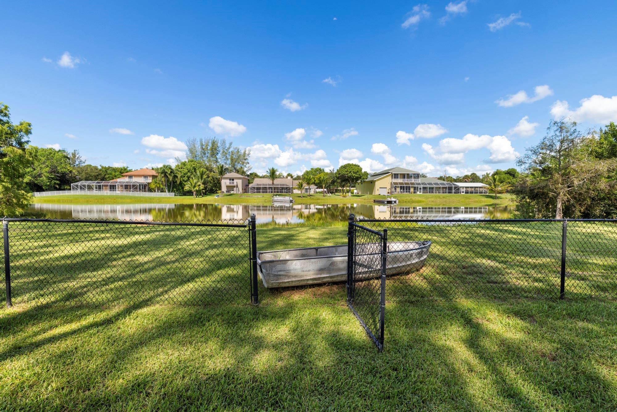 Whippoorwill Lakes - Residential