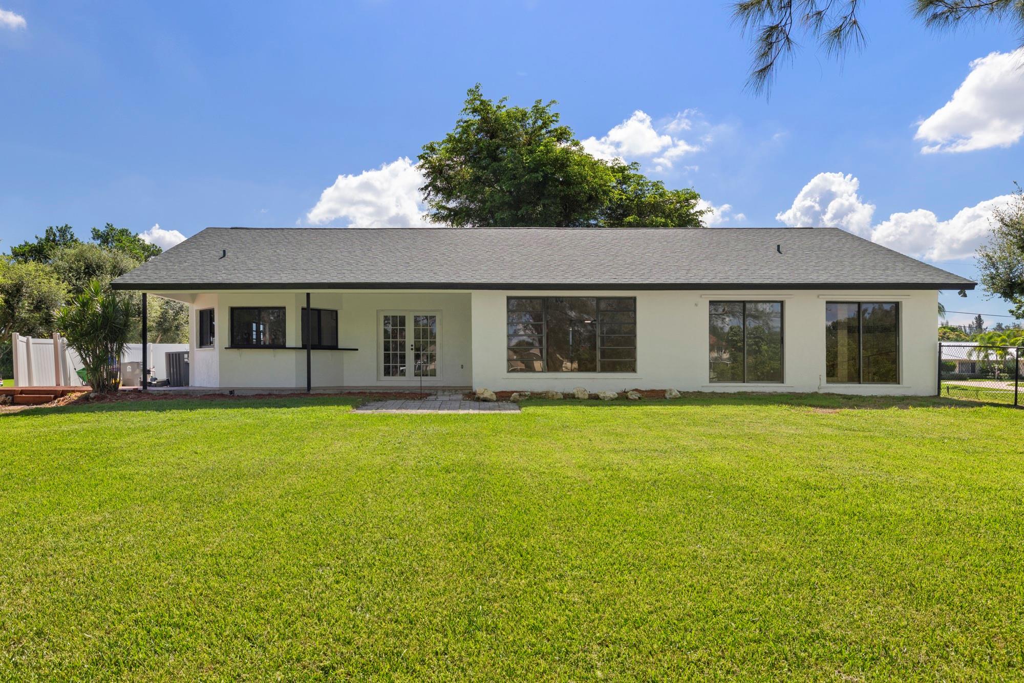 Whippoorwill Lakes - Residential