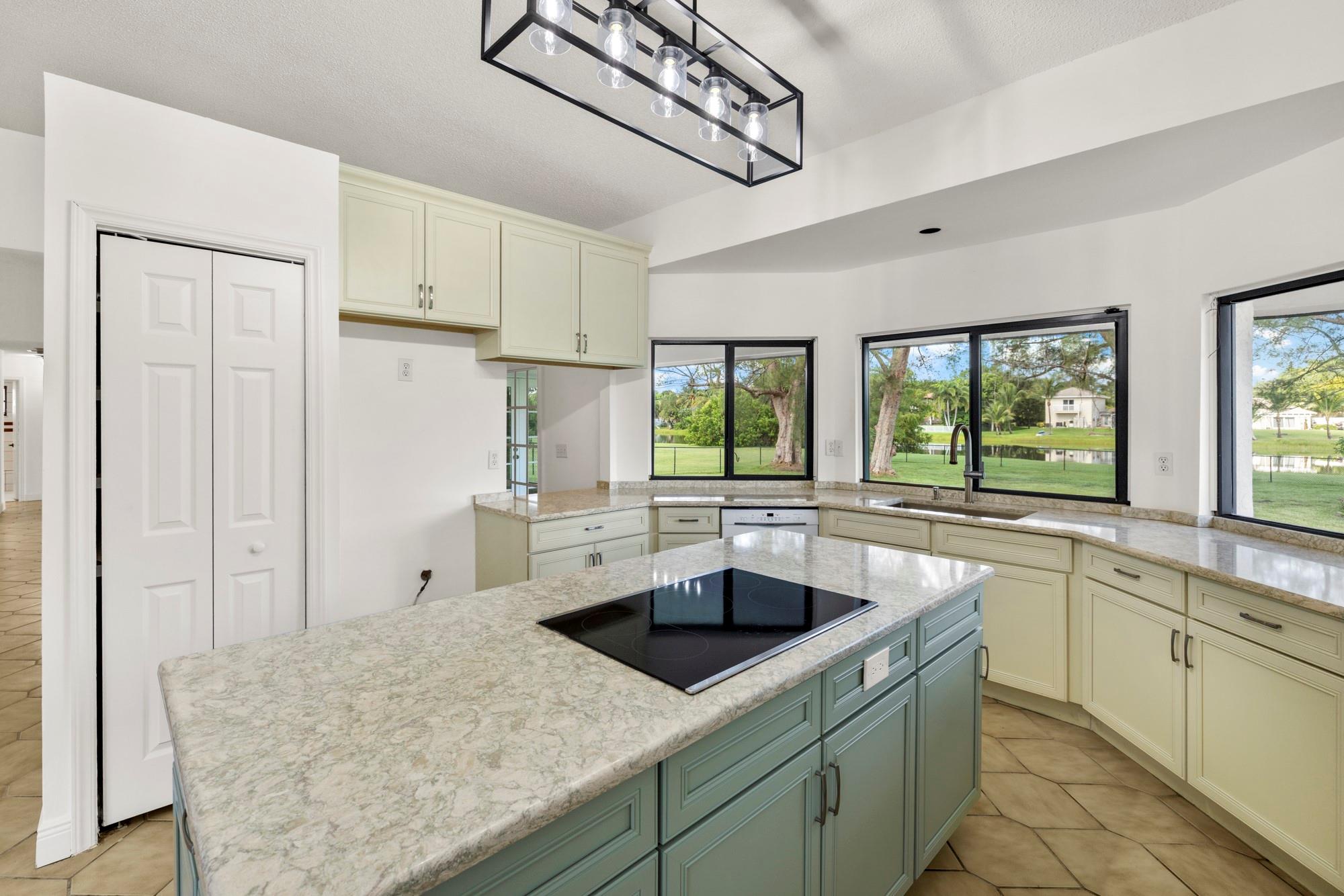 Whippoorwill Lakes - Residential