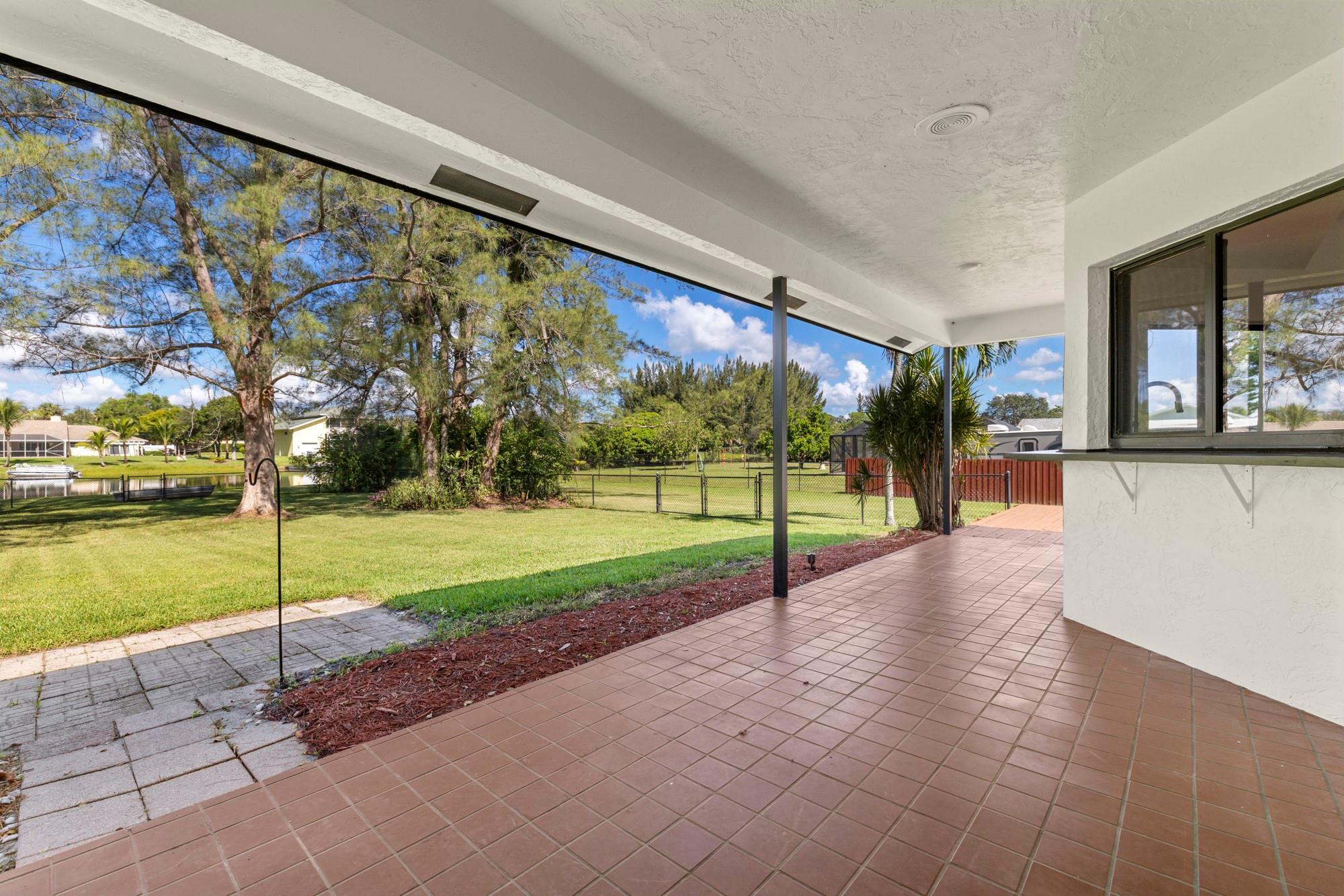 Whippoorwill Lakes - Residential