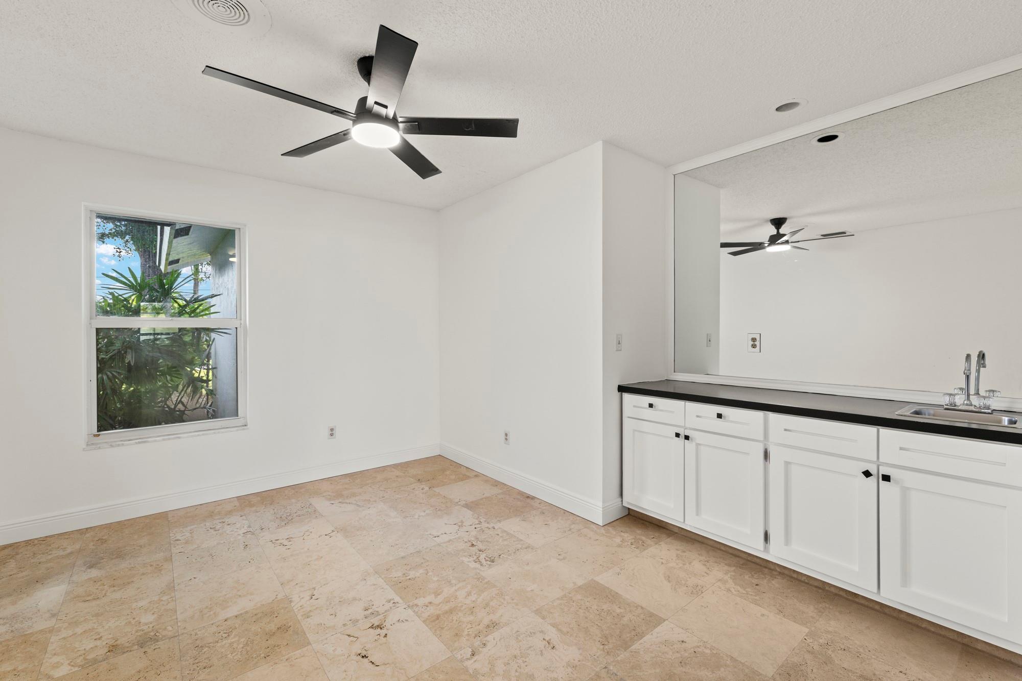 Whippoorwill Lakes - Residential