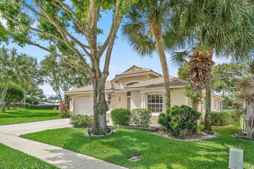 Photo of 6572 Via Trento, Delray Beach, FL 33446 (MLS # R10876355)