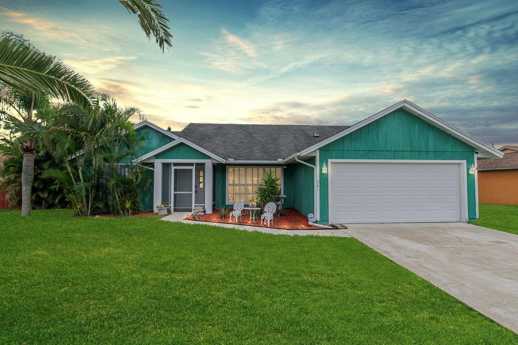 Photo of 761 SW Parker Avenue, Port St Lucie, FL 34953 (MLS # R10915683)
