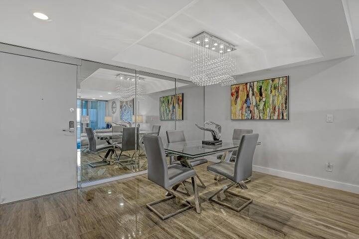 MAYFAIR LAKE - Residential Lease