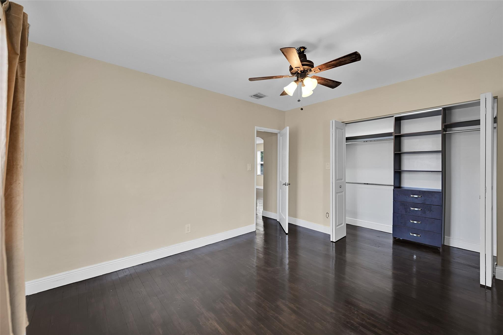 Lauderdale 2-9 D - Residential