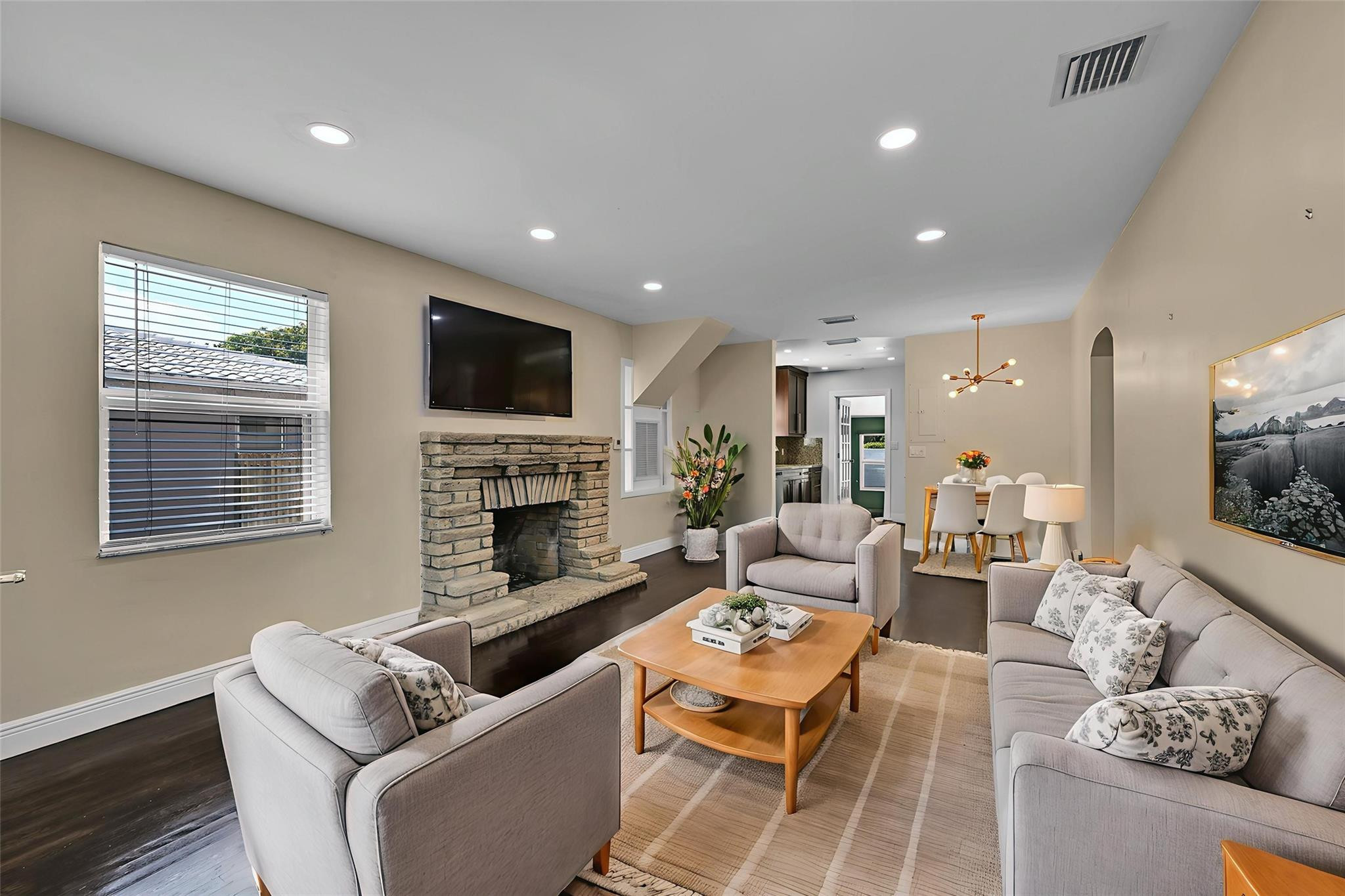 Lauderdale 2-9 D - Residential