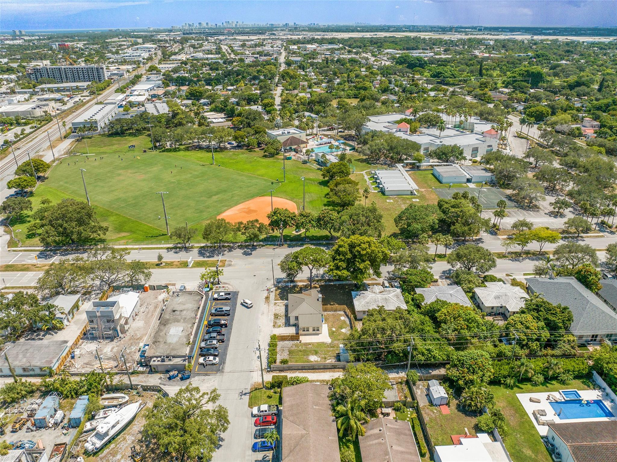 Lauderdale 2-9 D - Residential