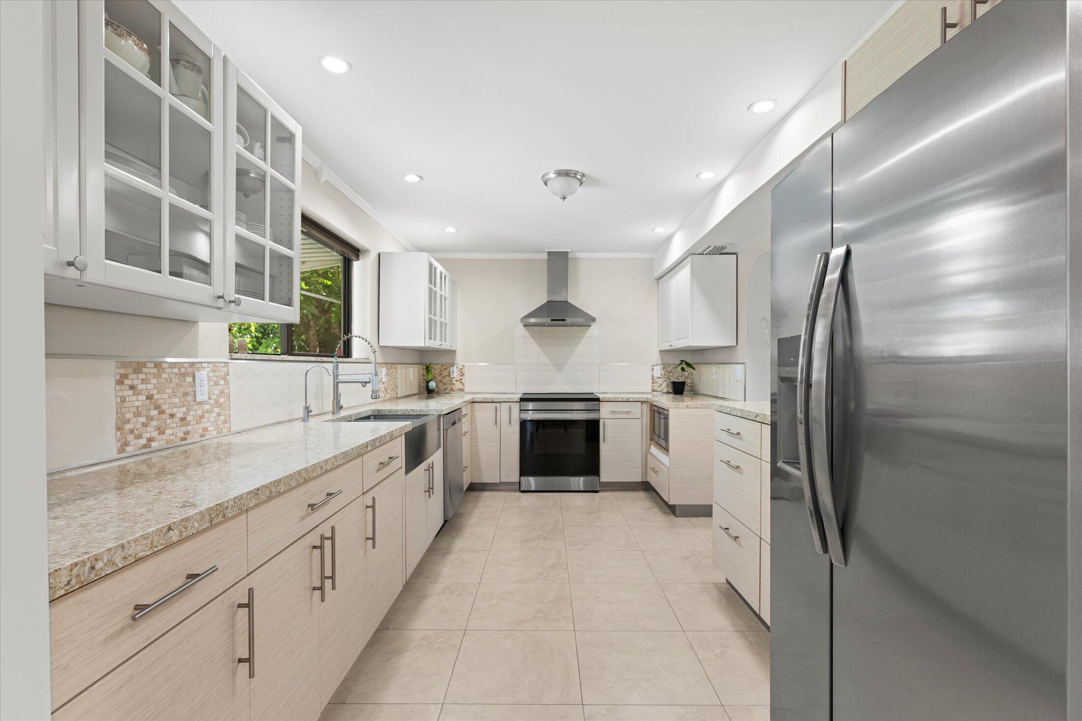 GULFSTREAM ESTATES NO 3 - Residential