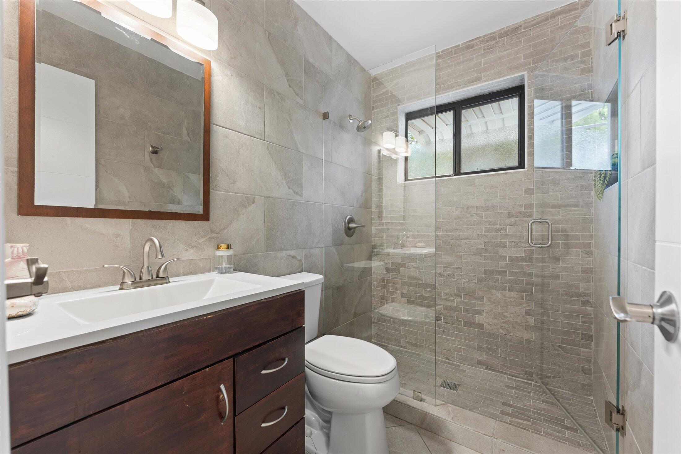 GULFSTREAM ESTATES NO 3 - Residential