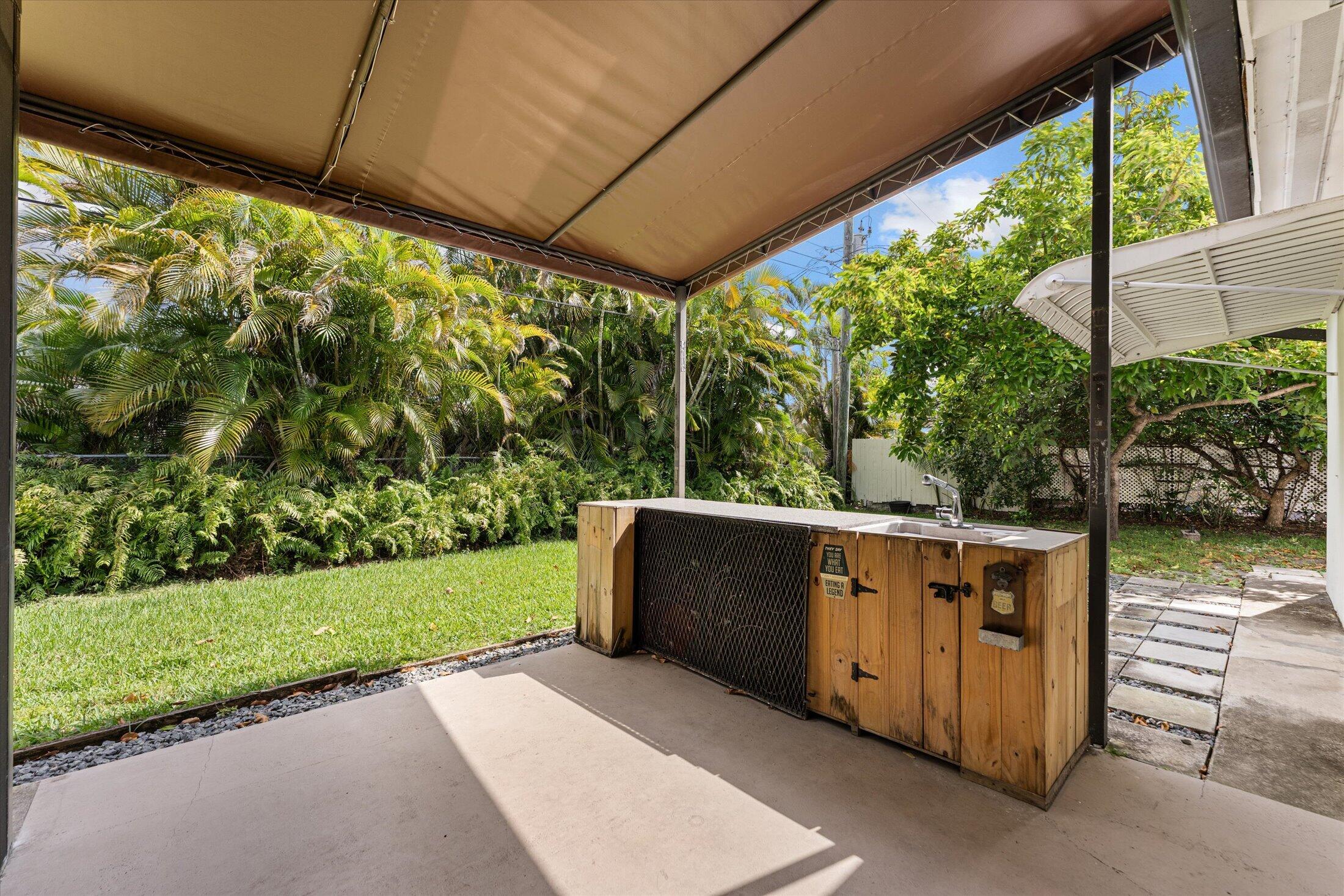 GULFSTREAM ESTATES NO 3 - Residential