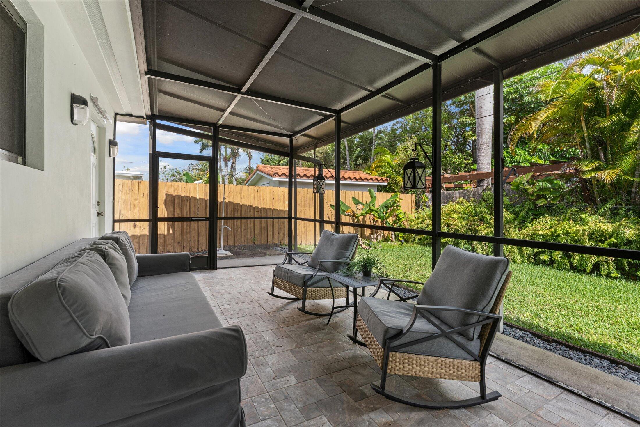 GULFSTREAM ESTATES NO 3 - Residential