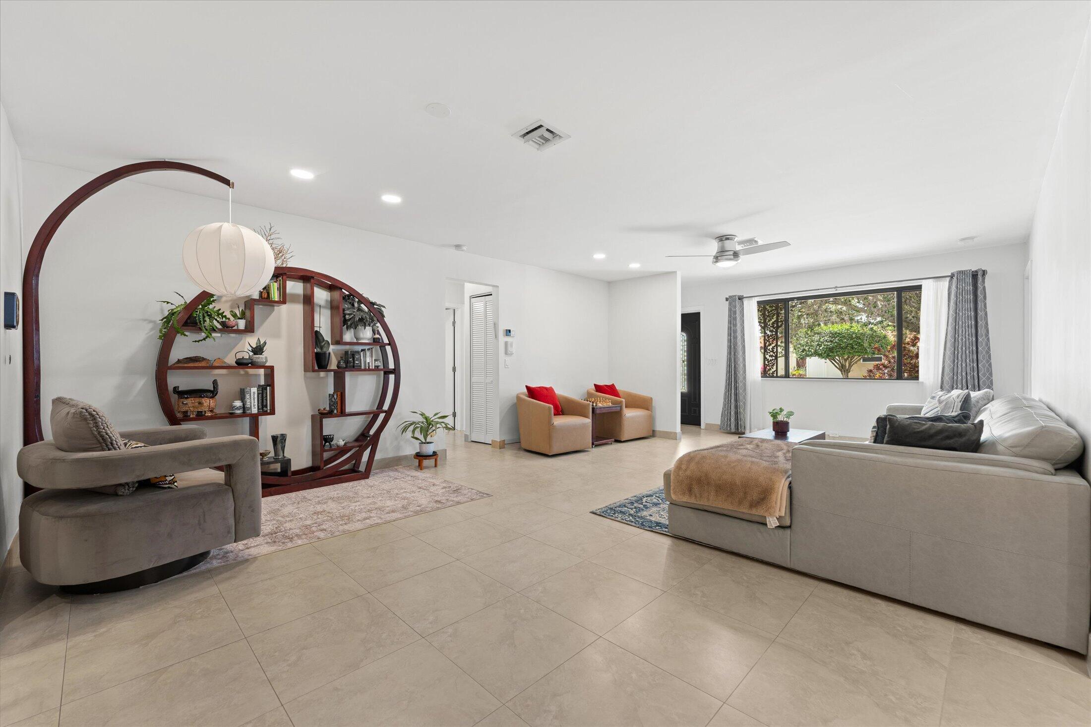 GULFSTREAM ESTATES NO 3 - Residential