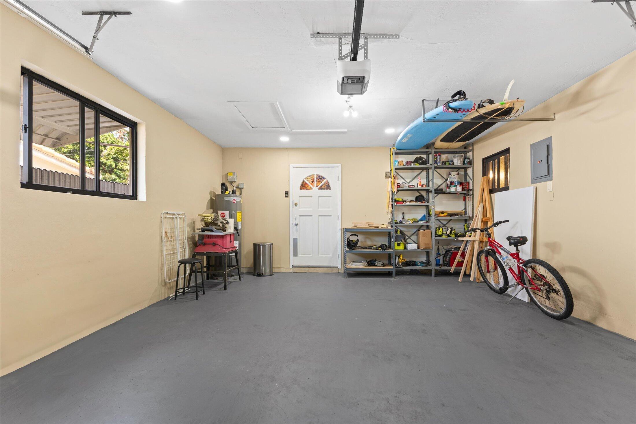 GULFSTREAM ESTATES NO 3 - Residential