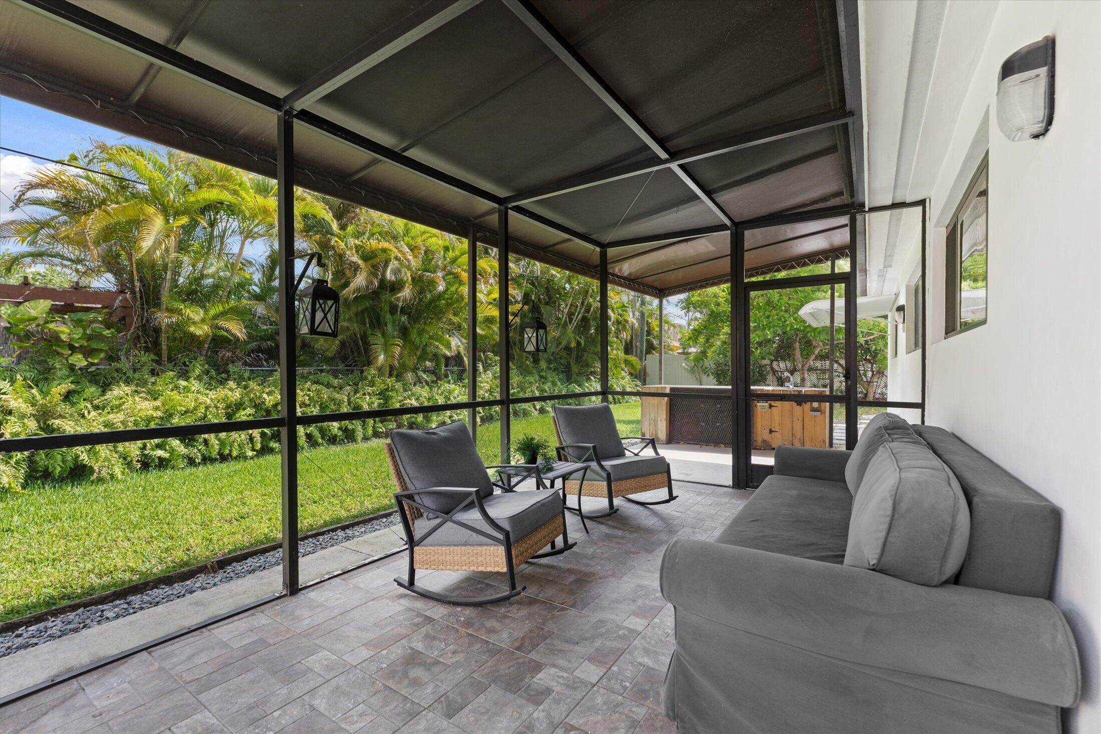 GULFSTREAM ESTATES NO 3 - Residential