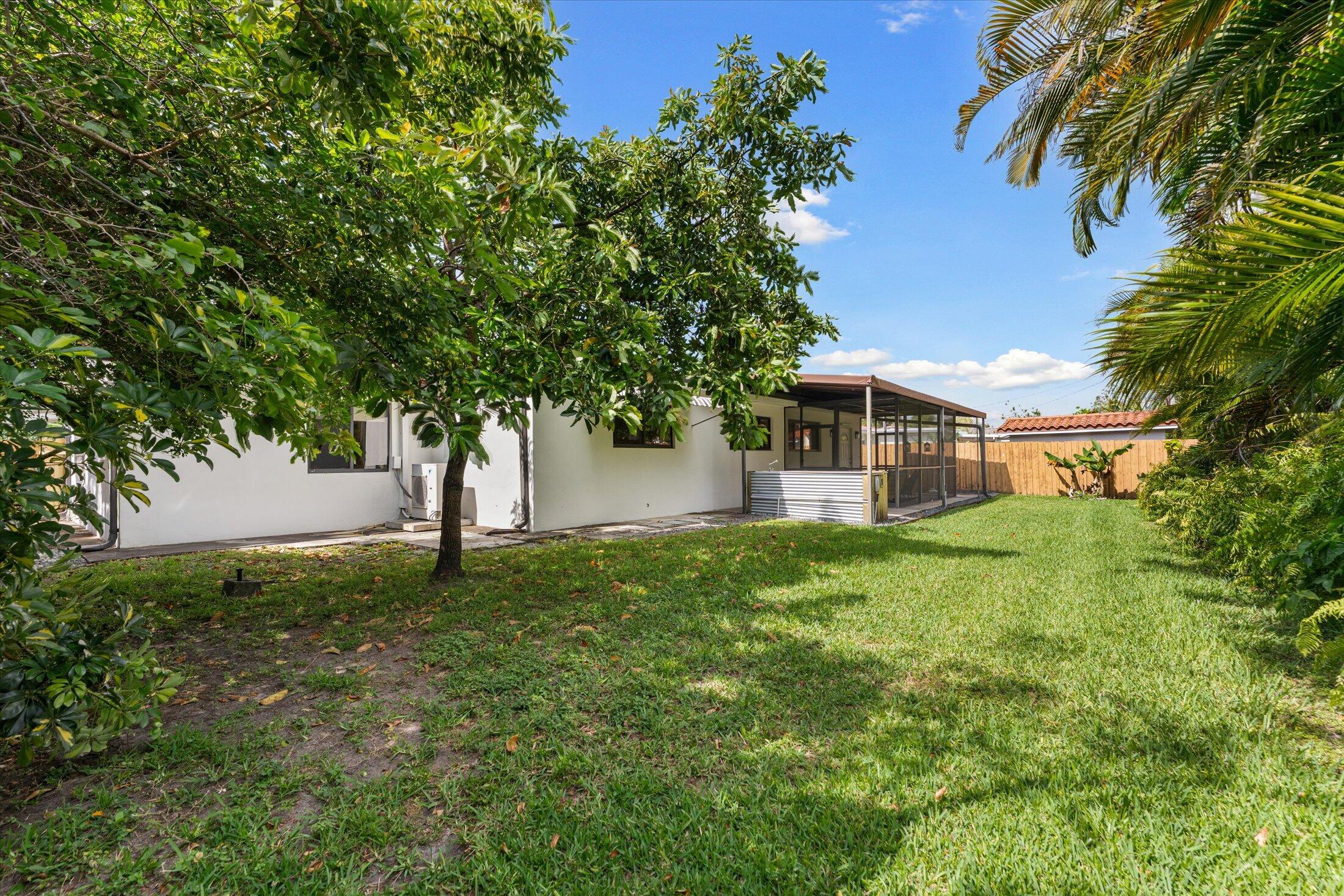 GULFSTREAM ESTATES NO 3 - Residential